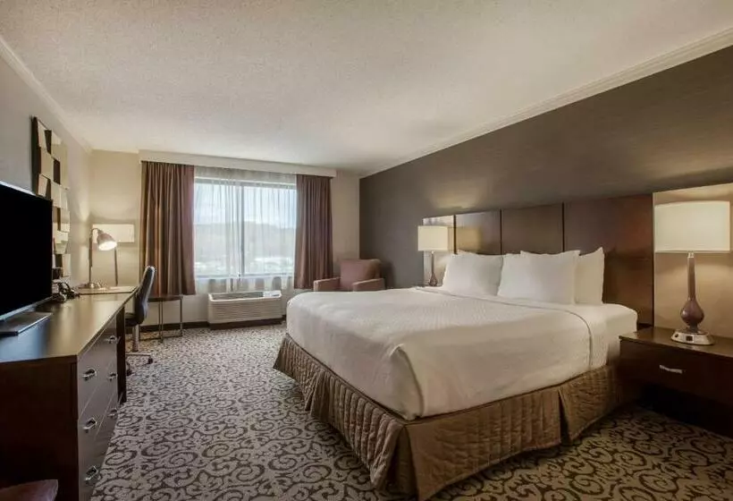 Szálloda Crowne Plaza Danbury, An Ihg