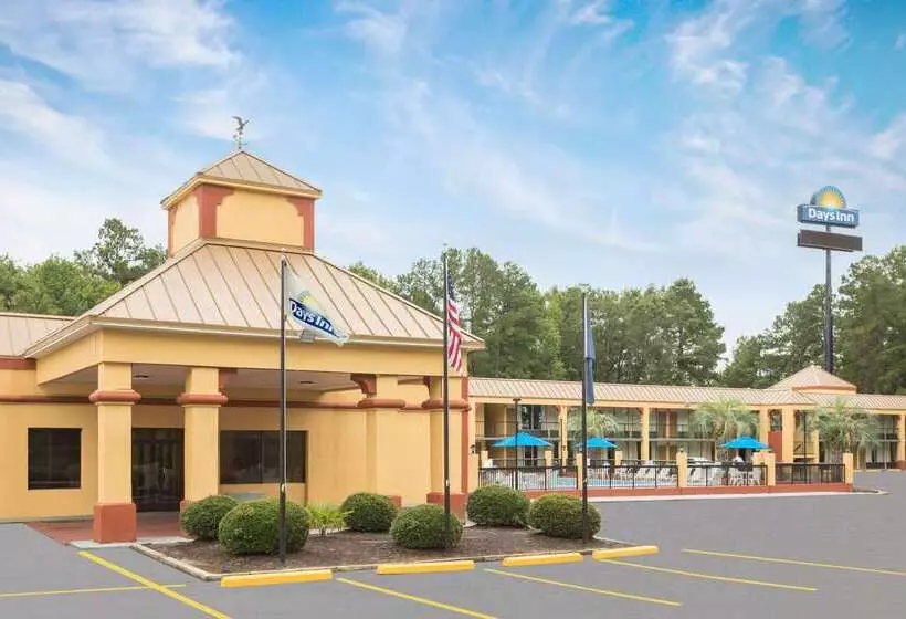 فندق Days Inn By Wyndham Orangeburg South