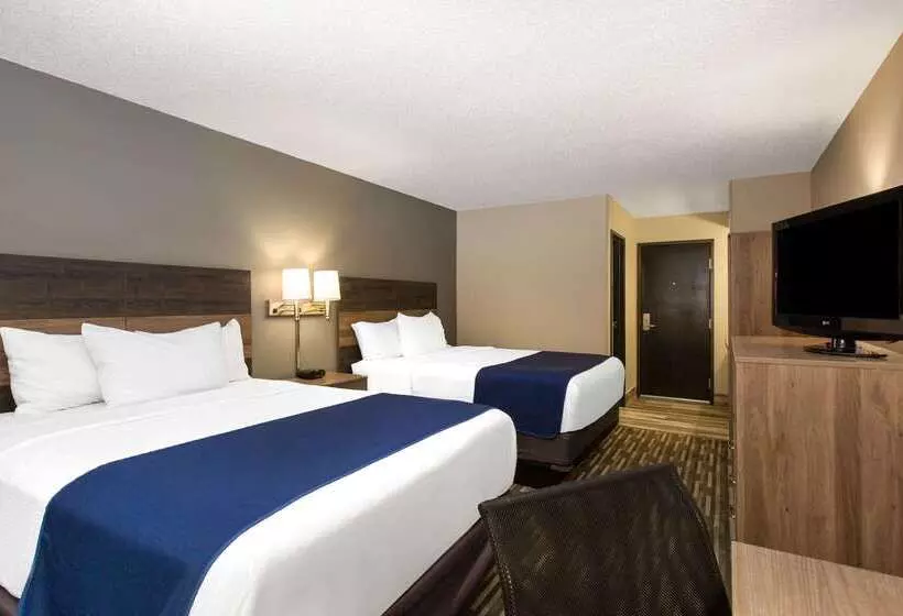 ホテル Days Inn & Suites By Wyndham Wisconsin Dells
