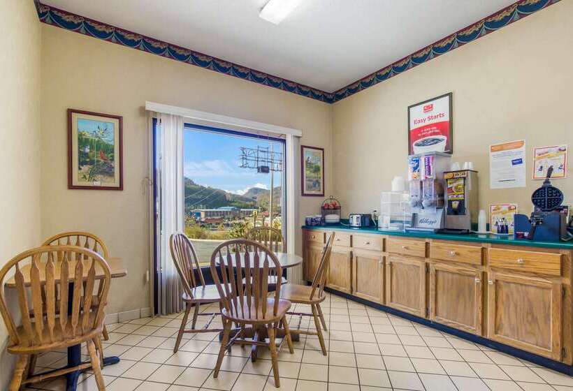 فندق Econo Lodge