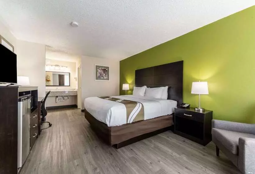 בית מלון כפרי Quality Inn & Suites Vandalia Near I70 And Hwy 51