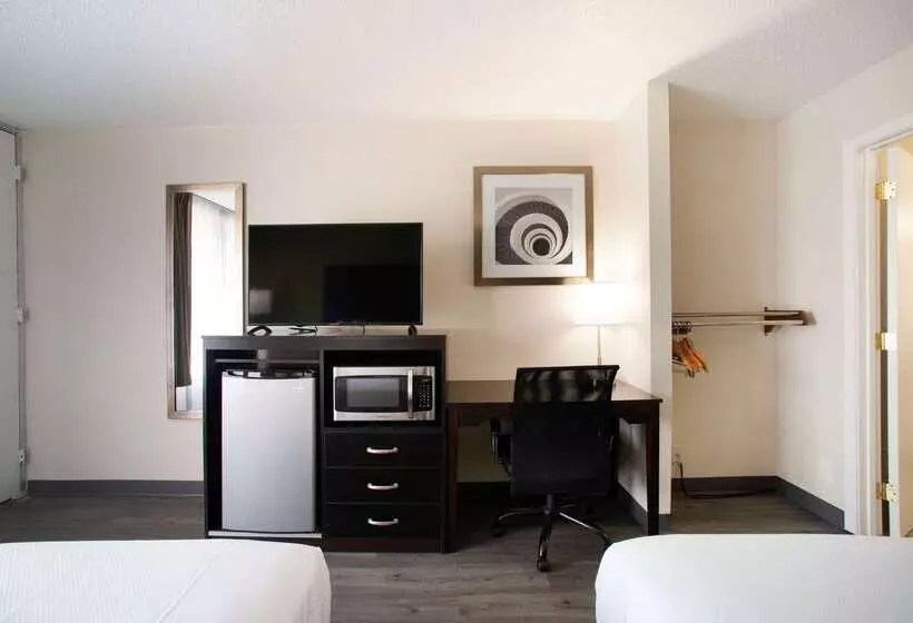 בית מלון כפרי Quality Inn & Suites Vandalia Near I70 And Hwy 51