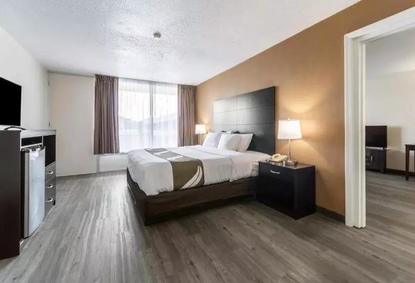 בית מלון כפרי Quality Inn & Suites Vandalia Near I70 And Hwy 51