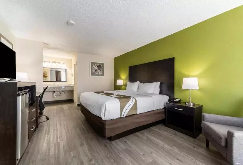 בית מלון כפרי Quality Inn & Suites Vandalia Near I70 And Hwy 51