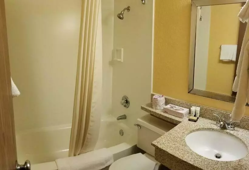 ホテル Red River Inn & Suites Fargo