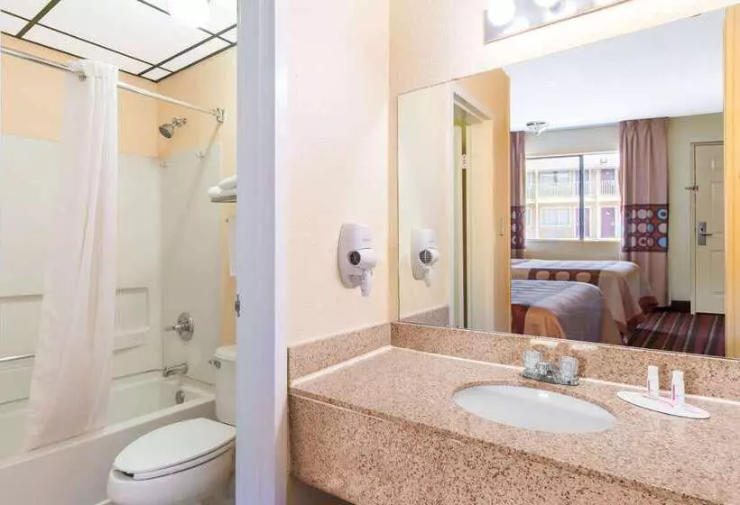 모텔 Super 8 By Wyndham Temple S General Bruce