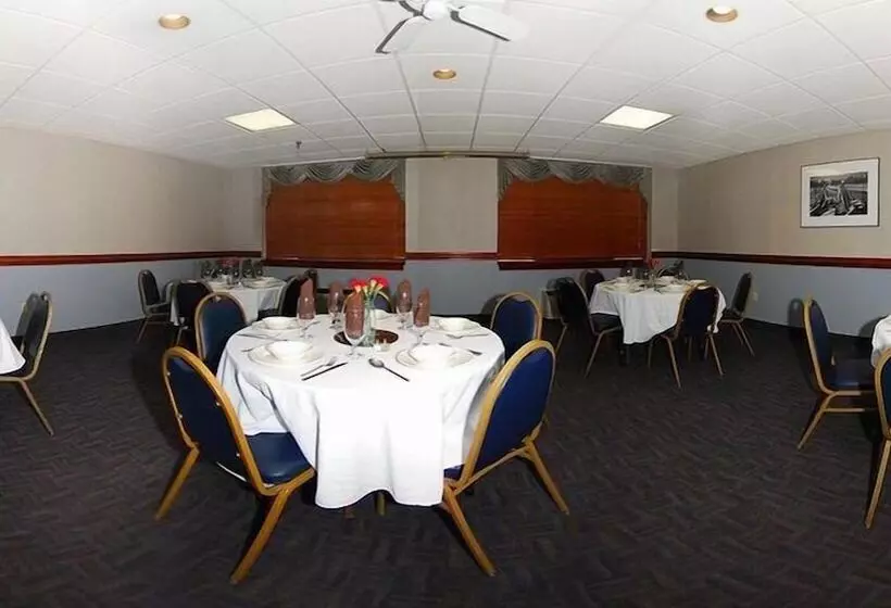 Отель Best Western Potomac Mills