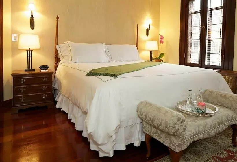 ホテル Deer Path Inn