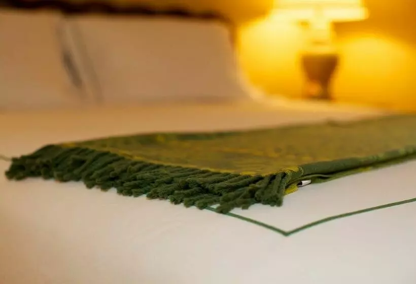 ホテル Deer Path Inn