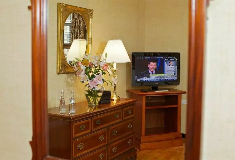 ホテル Deer Path Inn