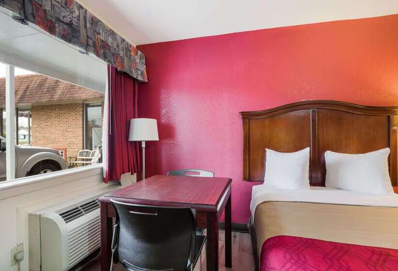 فندق Econo Lodge Historic Area