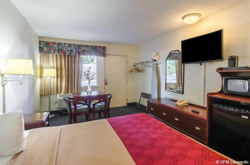 فندق Econo Lodge Historic Area