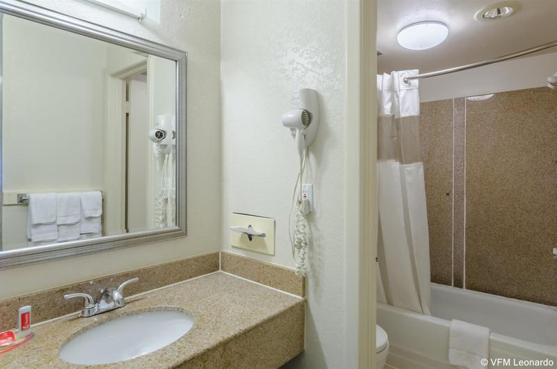 فندق Econo Lodge Historic Area