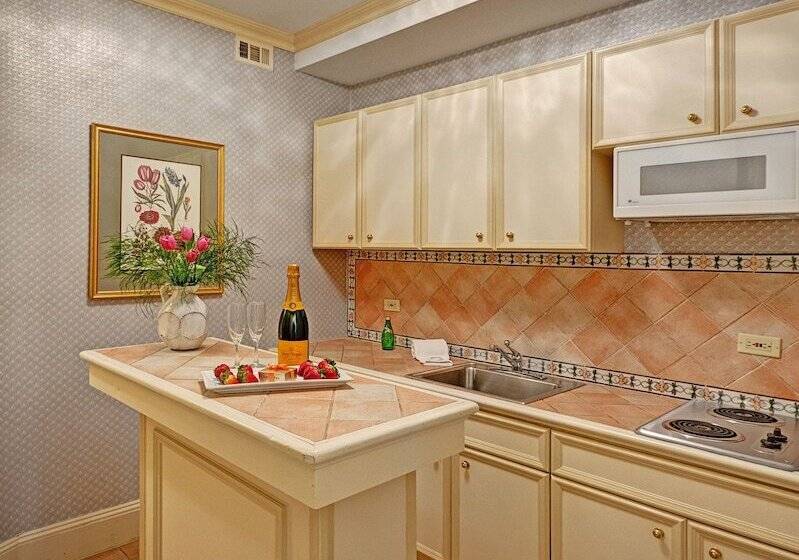 Elysee By Library Hotel Collection