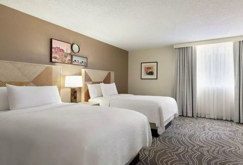 فندق Embassy Suites By Hilton Phoenix Tempe