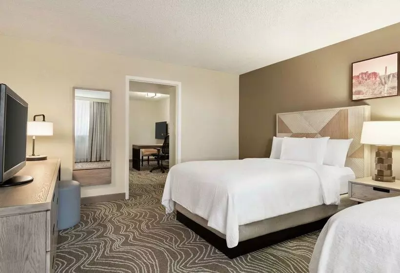 فندق Embassy Suites By Hilton Phoenix Tempe