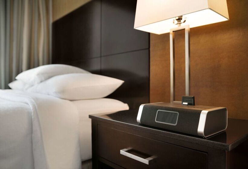 Отель Embassy Suites By Hilton Piscataway Somerset