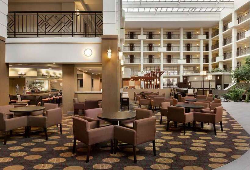 Отель Embassy Suites By Hilton Piscataway Somerset