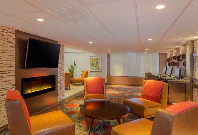 Отель Embassy Suites By Hilton Piscataway Somerset