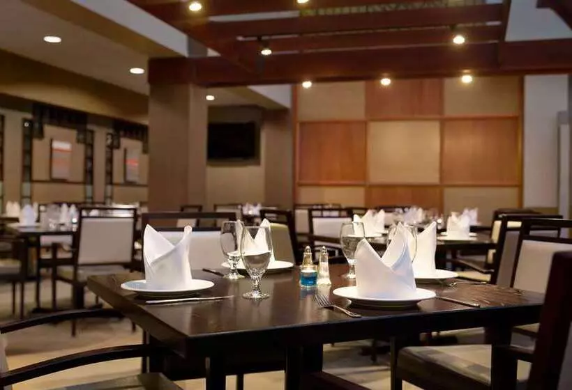 Hotel Embassy Suites By Hilton Piscataway Somerset