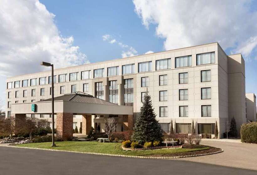 Отель Embassy Suites By Hilton Piscataway Somerset