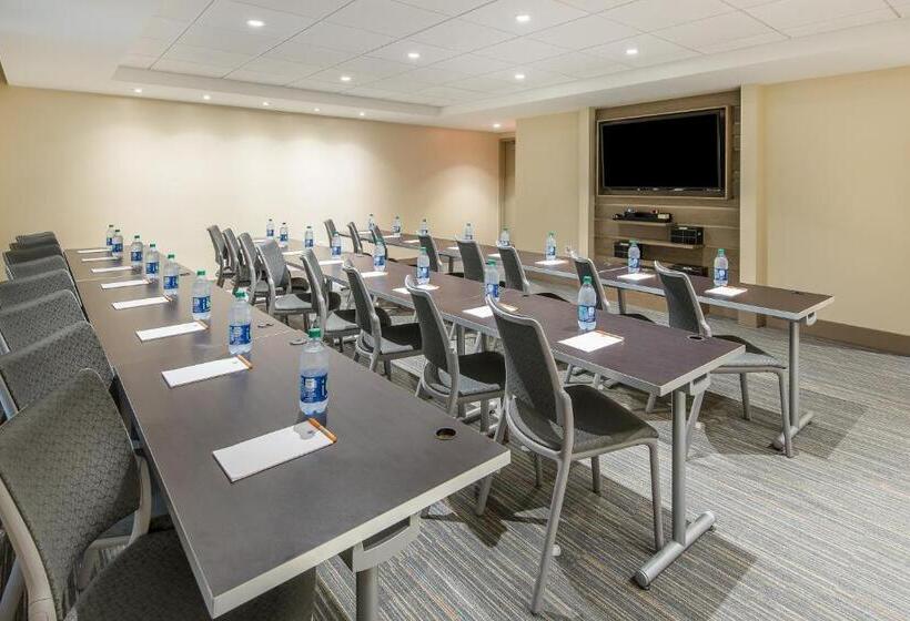 Even Hotel Norwalk, An Ihg