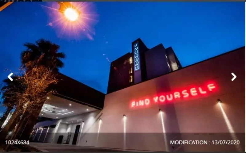 Otel Found Re Phoenix