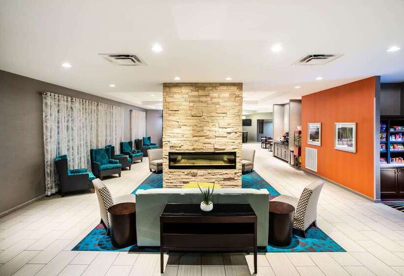 酒店 La Quinta By Wyndham Lynchburg At Liberty Univ