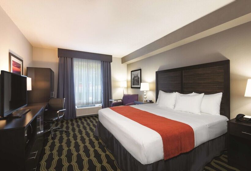 酒店 La Quinta By Wyndham Lynchburg At Liberty Univ