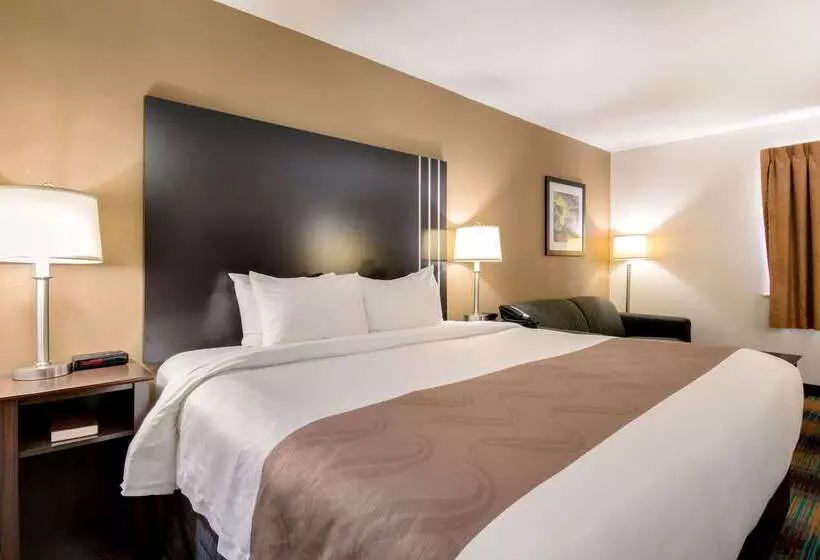 בית מלון כפרי Quality Inn Bloomsburg