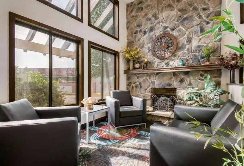 בית מלון כפרי Quality Inn Bloomsburg