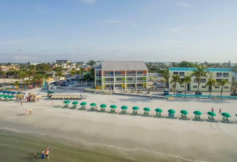 Pierview Hotel & Suites