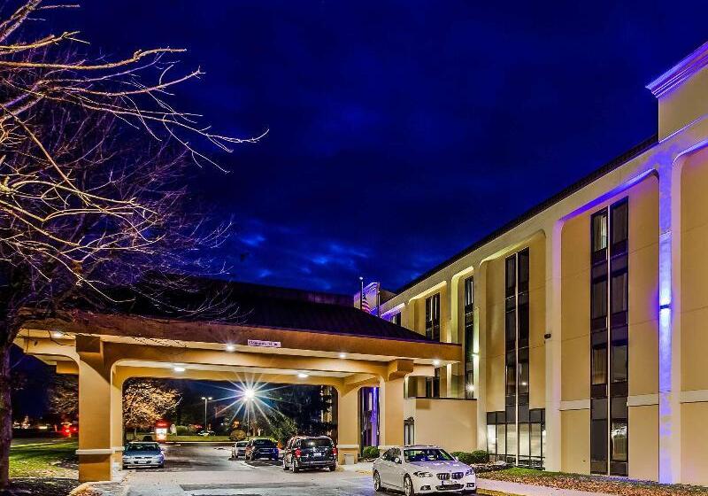 The Hotel At Dayton South