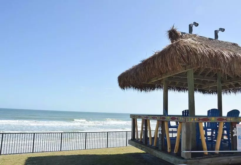 בית מלון כפרי Daytona Beach Hawaiian Inn