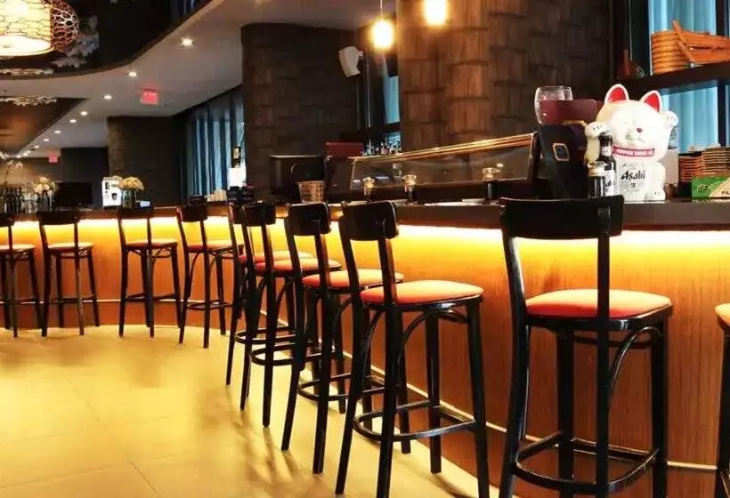 Doubletree By Hilton Grand Hotel Biscayne Bay