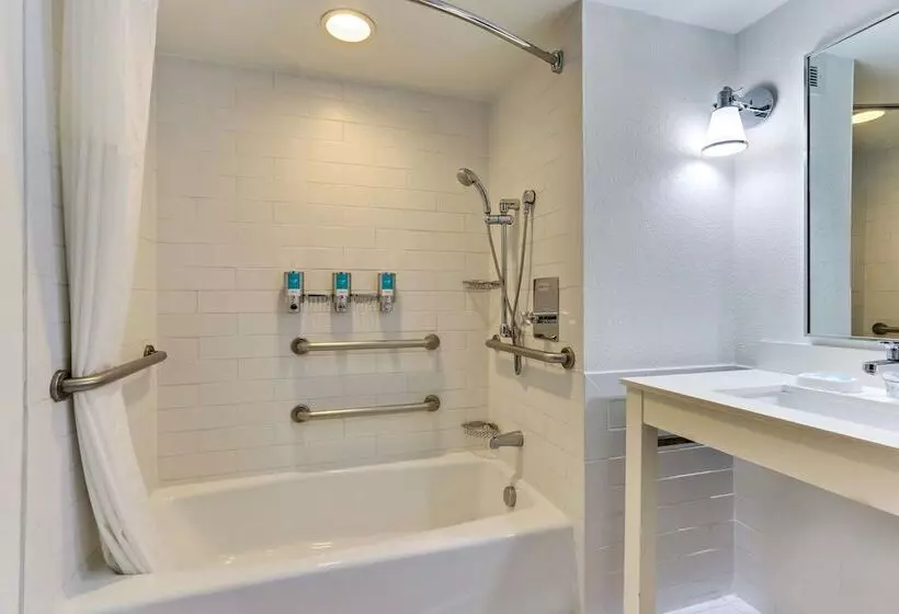 فندق Drury Inn & Suites San Antonio Airport