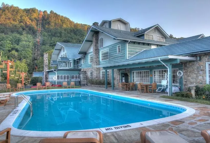 בית מלון כפרי Gatlinburg Inn