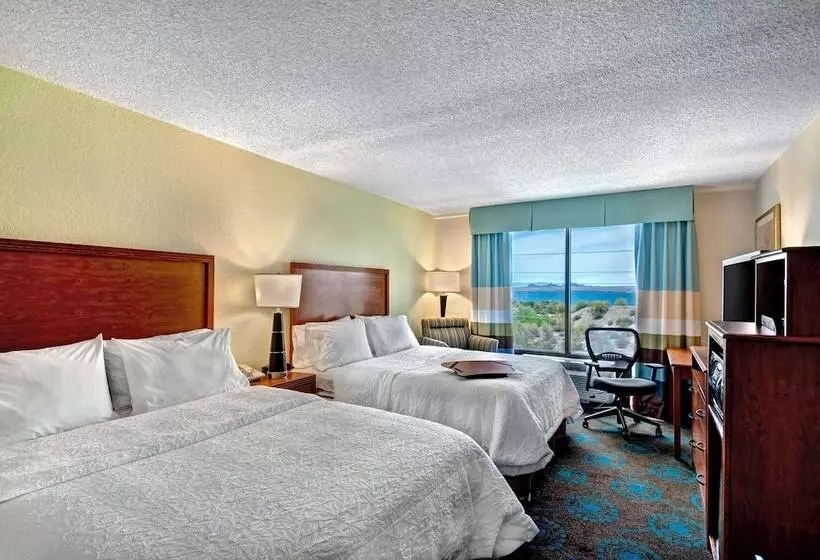בית מלון כפרי Hampton Inn Lake Havasu City