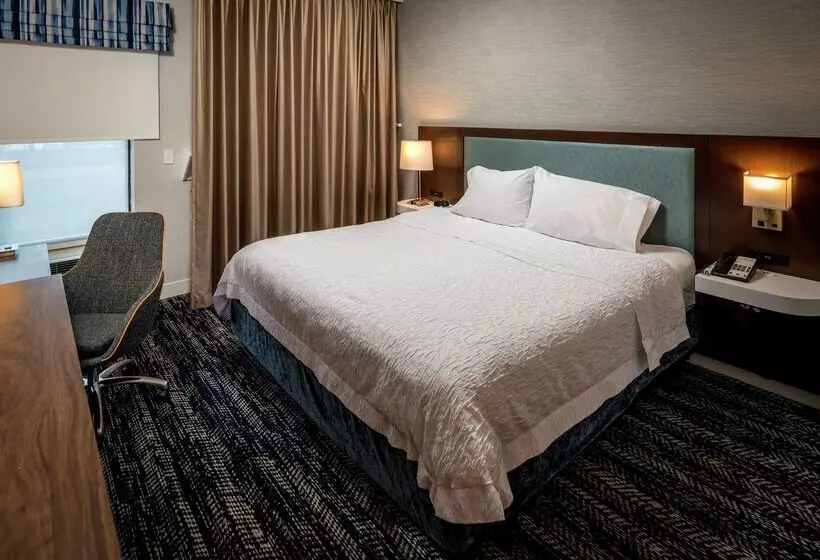 Szálloda Hampton Inn Long Island / Commack