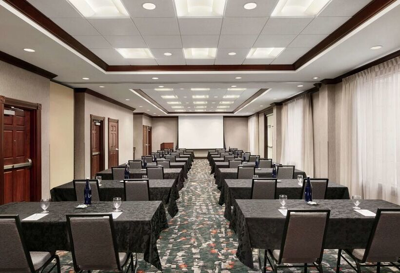 فندق Hampton Inn & Suites Washingtondulles International Airport