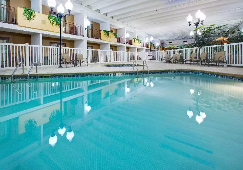 Otel Doubletree By Hilton Austin, Mn