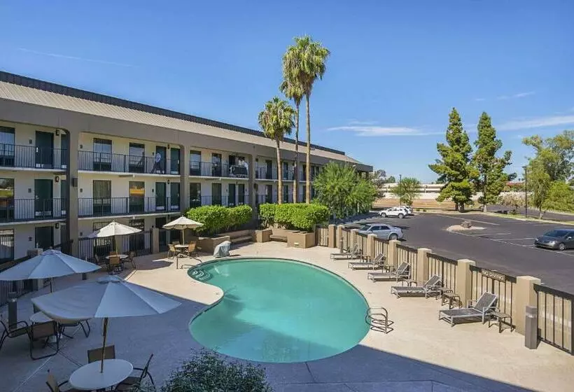 בית מלון כפרי Quality Inn Phoenix North I17
