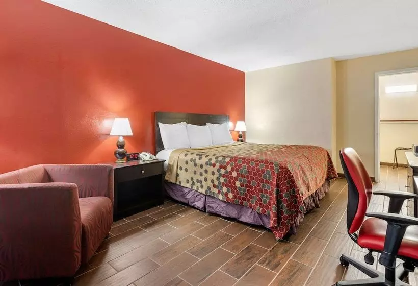 בית מלון כפרי Rodeway Inn