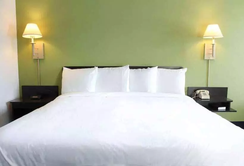 فندق Travelodge By Wyndham Zanesville