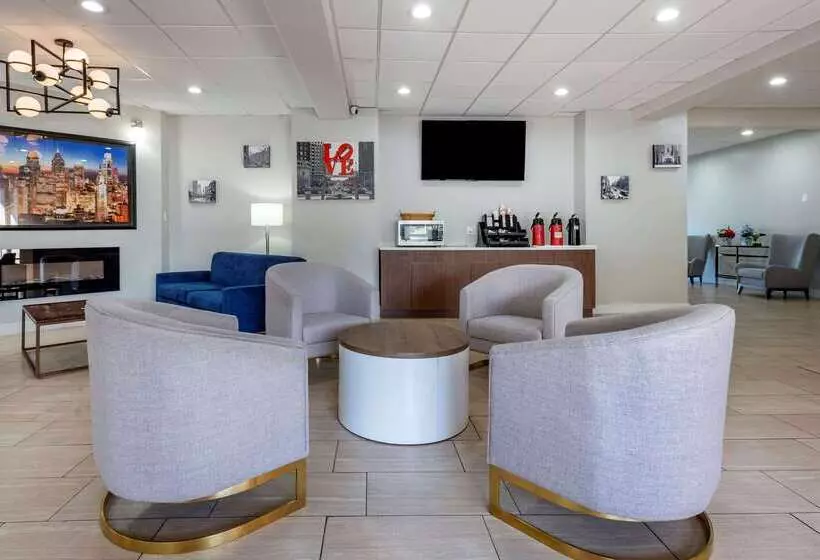 Отель Comfort Inn Philadelphia International Airport West