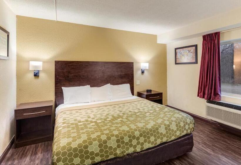 فندق Econo Lodge Inn And Suites