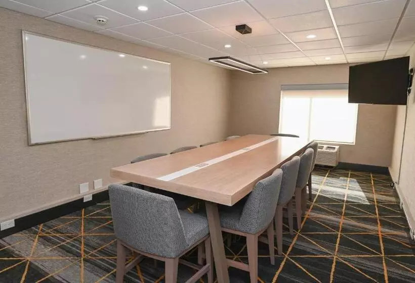 ホテル Holiday Inn Cleveland Mayfield, An Ihg