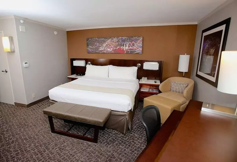 فندق Holiday Inn Long Beach Airport, An Ihg