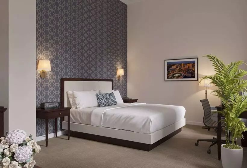 Independence Park Hotel, Premier Collection