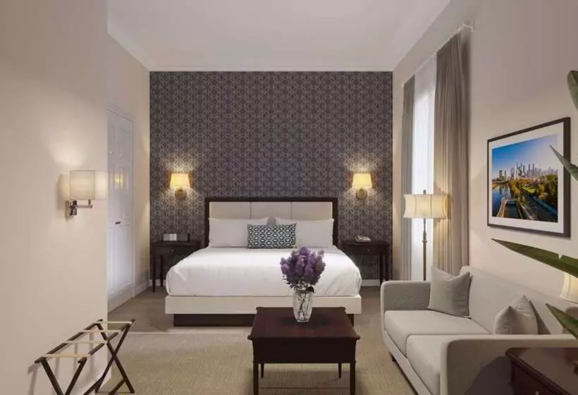 Independence Park Hotel, Premier Collection